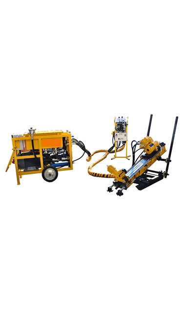 ES100 Kızaklı Sondaj Makinası