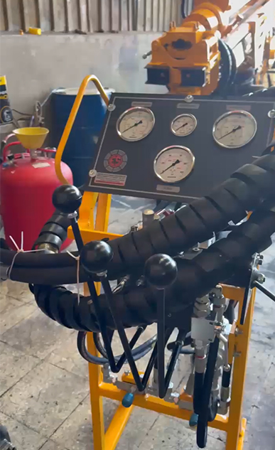 ES400 Kızaklı Sondaj Makinası